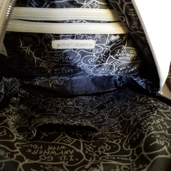 EUC- Betsey Johnson Backpack - Picture 8 of 11